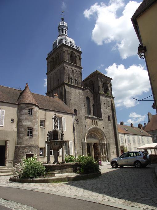 Basilic St Andoche à Saulieu
