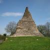 Pyramide de couhard à Autun