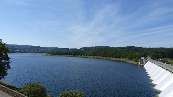 Lac de Pannecière