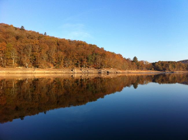 Lac du Crescent en automne